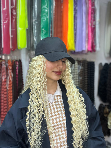 کلاه مویی فر بلوند